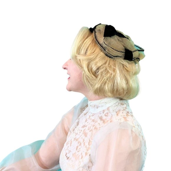 Vintage 1950s Swirl Round Cap Hat-Nip by Danciger Black & Beige Hat - Picture 1 of 6